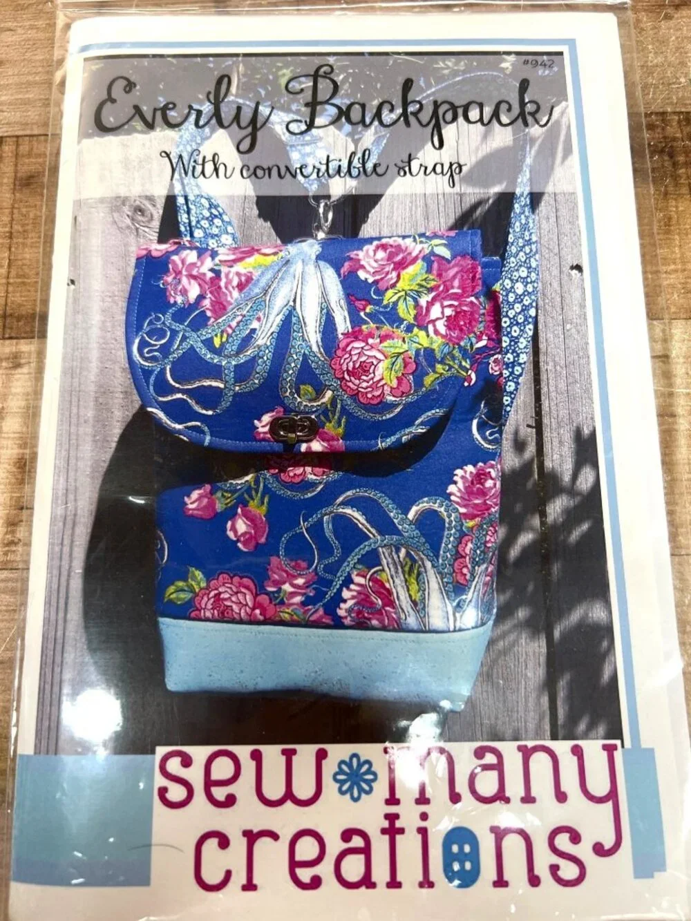 Everly Backpack Sewing Pattern With Convertible Straps - Picture 2 of 3